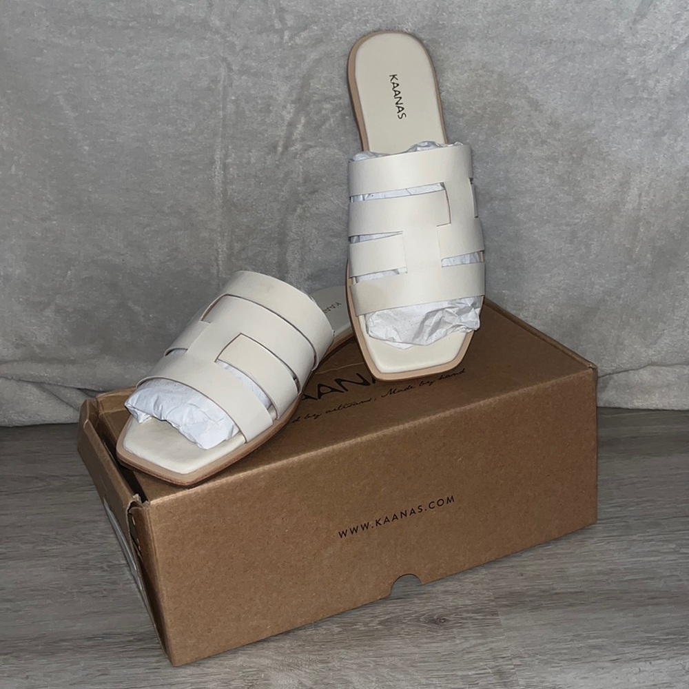 KAANAS Women's Aurora Leather Sandals Off White